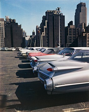 Evelyn Hofer, "Car Park", New York, 1965 - © Evelyn Hofer, Courtesy Galerie m, Bochum